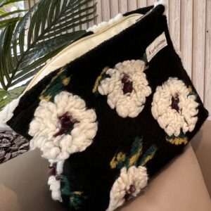 1pc Large-Capacity Cosmetic Bag Large Plush Thickened Black Flower Travel Cosmetic Bag Makeup Bag For Women Girls